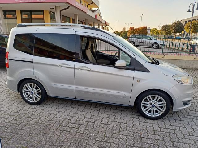 FORD Tourneo Courier 1.6 TDCI 95 CV Titanium