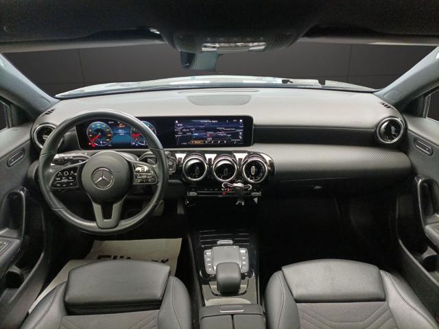 MERCEDES-BENZ A 180 Automatic Business