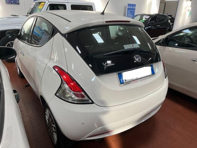 Lancia Ypsilon 1.3 MJT 16V 95 CV 5 porte S&S Gold