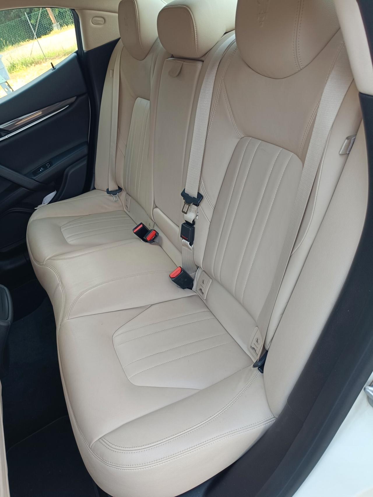 Maserati Ghibli V6 Diesel 250cv