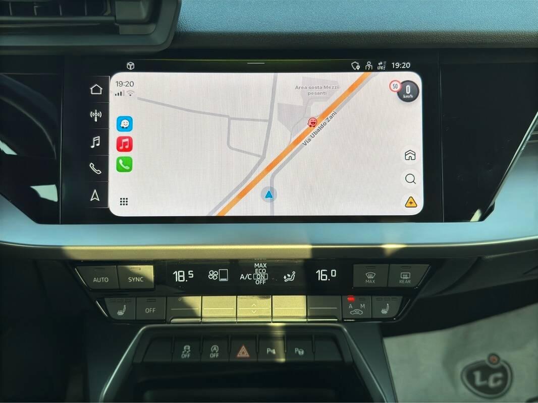 Audi A3 Sportback 30 1.0 tfsi mhev Business AUTOMATICA E CARPLAY