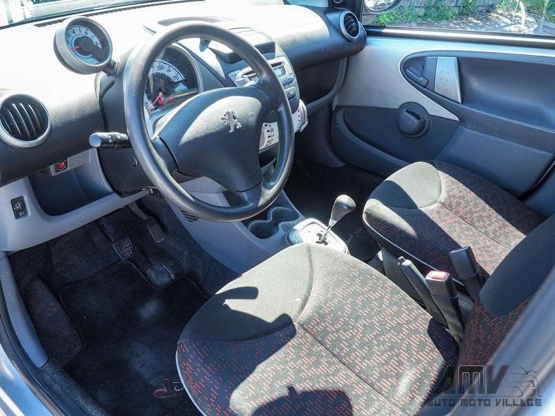 Peugeot 107 1.0 68CV 5p. Sweet Years 2Tronic