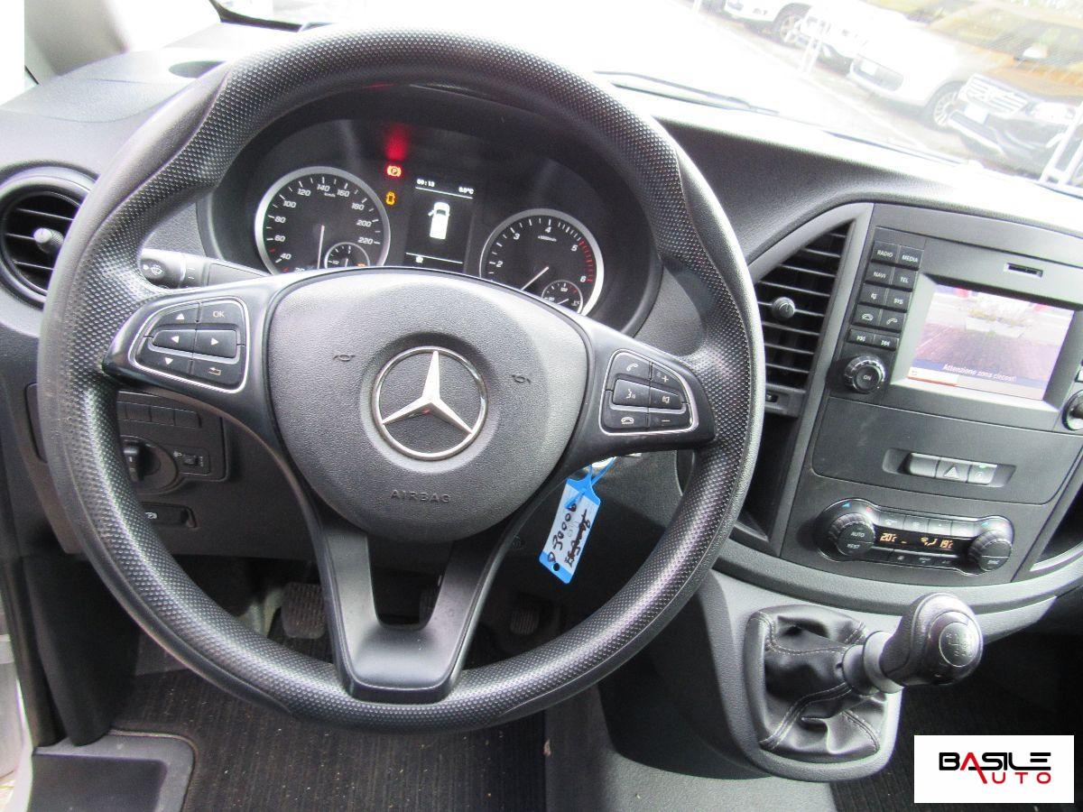 MERCEDES - Vito