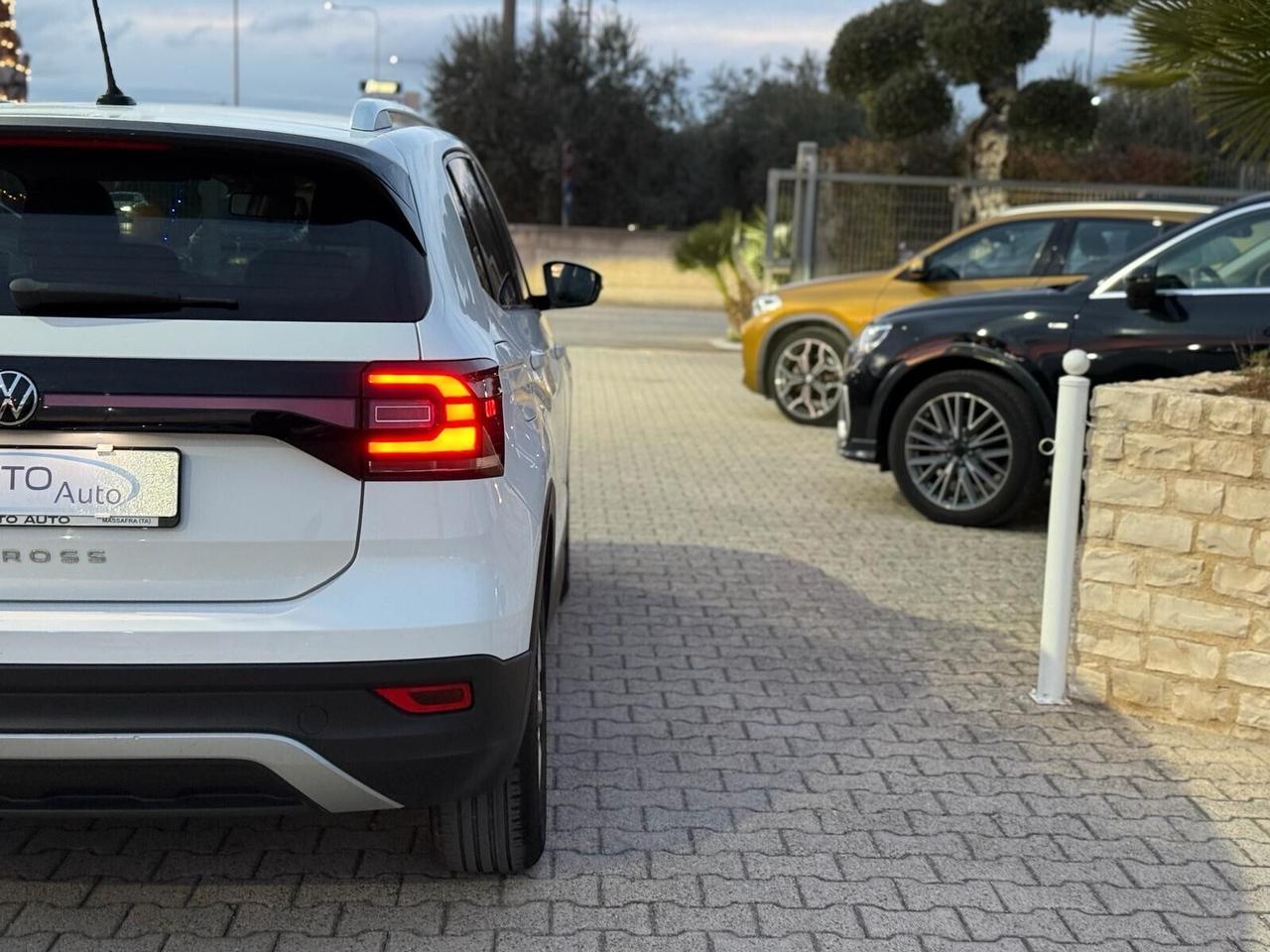 T-Cross 1.0 TSI 110 CV DSG Advanced Full Led - Cockpit