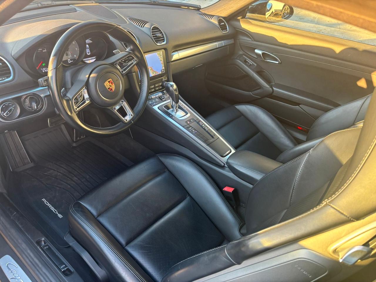 Porsche Cayman 718 S