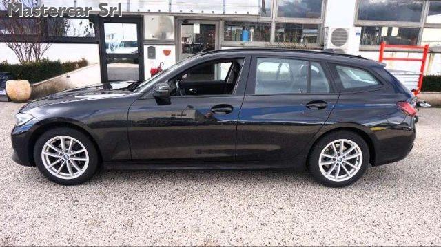 BMW 318 G21Touring mhev 48V Busine/Advantage auto-GH222RB