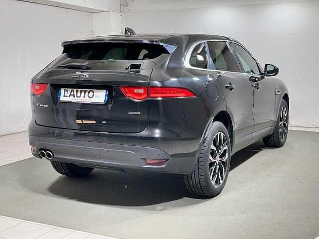 Jaguar F-PACE 2.0 D 180 CV AWD aut. Prestige