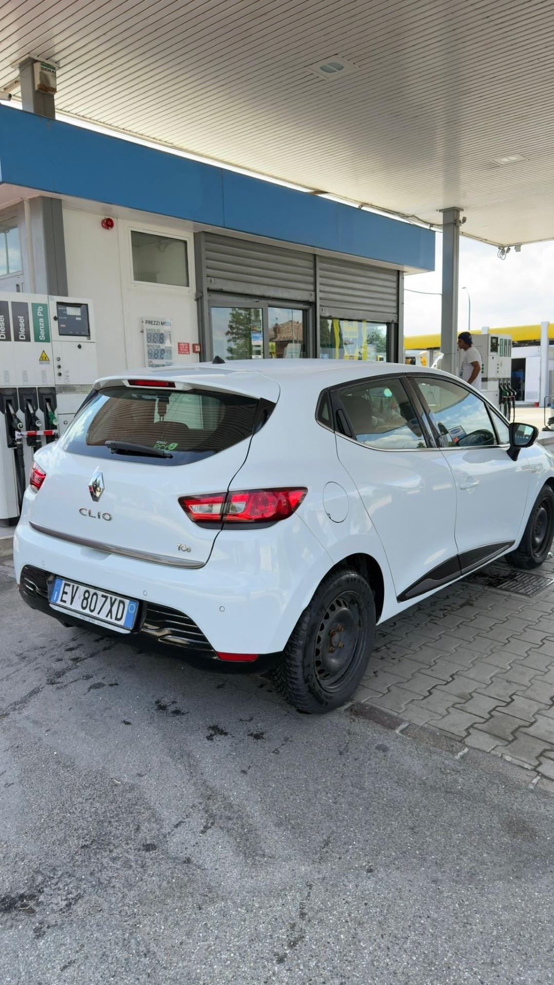 Renault Clio 0.9 TCe 12V 90CV 5 porte Costume National