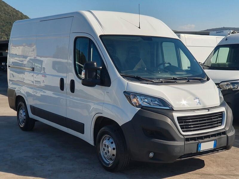 RENAULT Trafic 2.0 dCi 120CV S&S L1H1 9Pt LED PARK