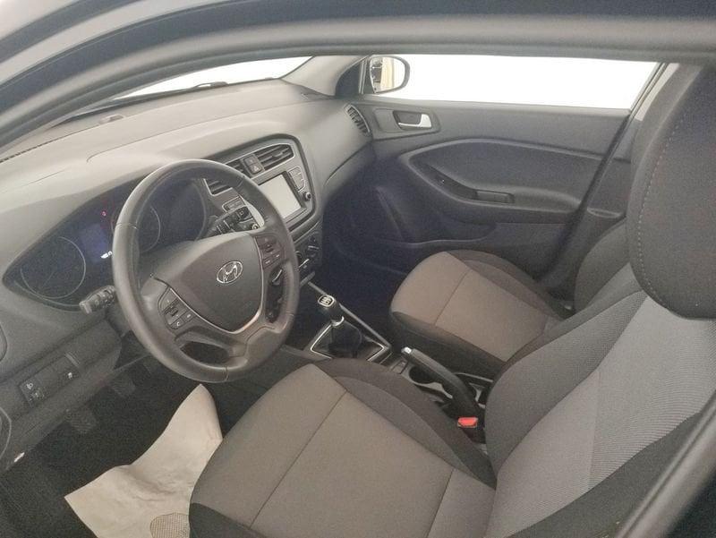 Hyundai i20 5p 1.2 mpi Tech 75cv