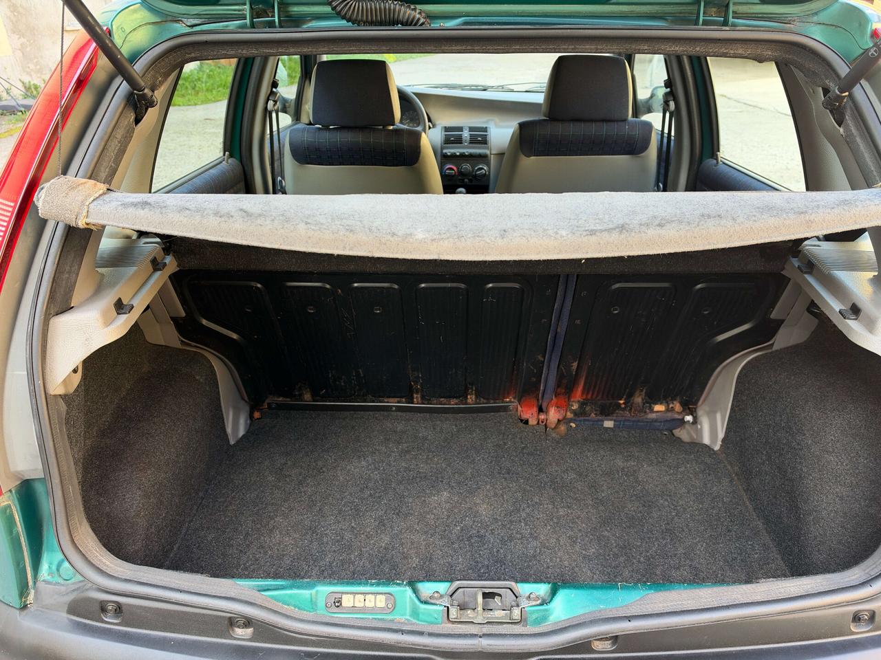 Fiat Punto 1.1 55 cat 5 porte SX
