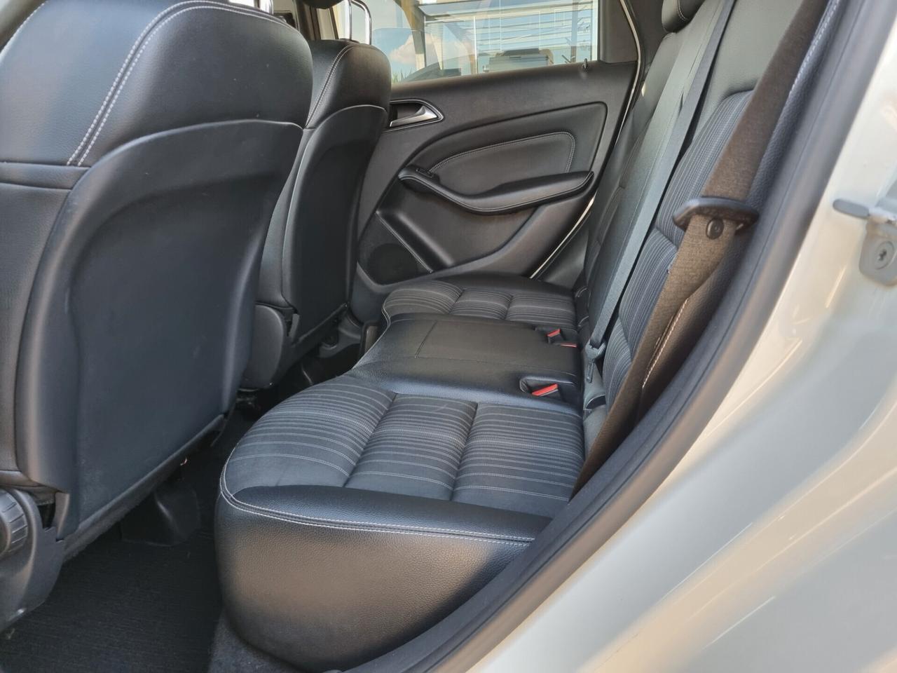Mercedes-benz B 200 Mercedes Classe - T246 cdi (be) Premium 136 CV