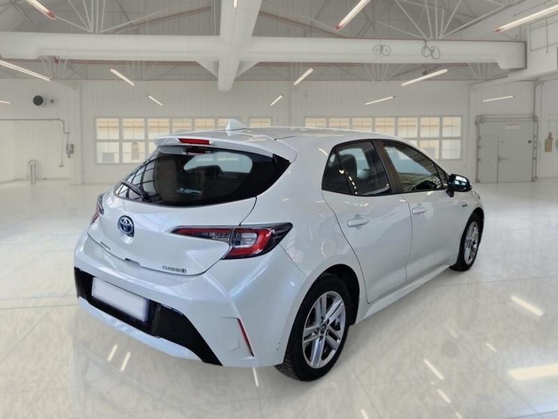 TOYOTA COROLLA 1.8 HYBRID BUSINESS AUTO 5 PORTE BERLINA