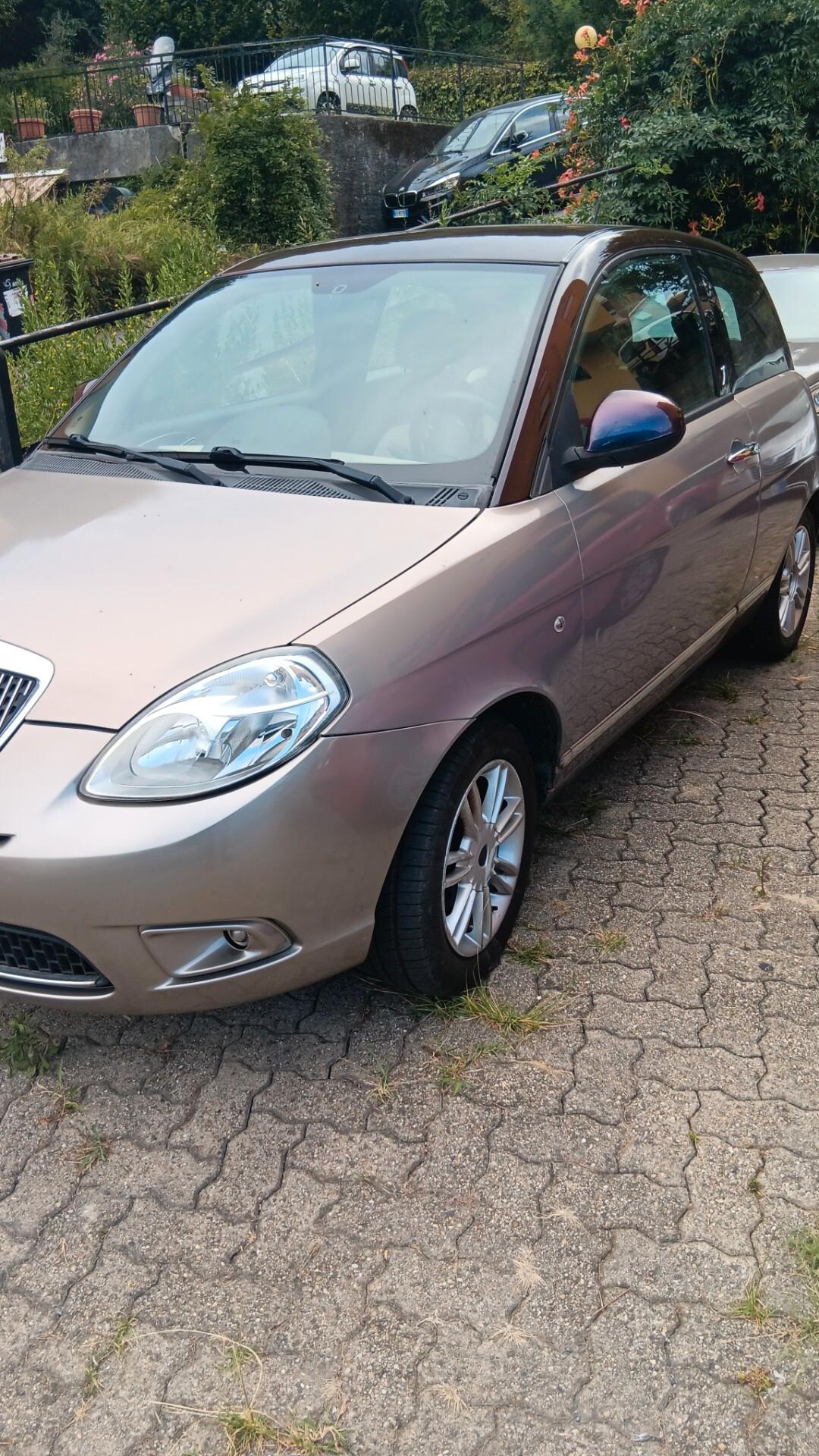 Lancia Ypsilon 1.2 69 CV Elle
