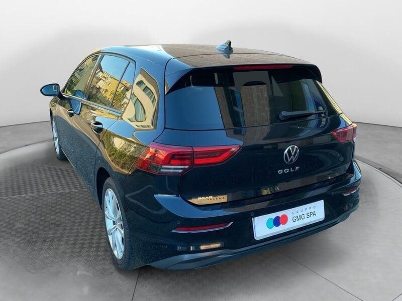 Volkswagen Golf VIII 2.0 tdi Life 150cv dsg