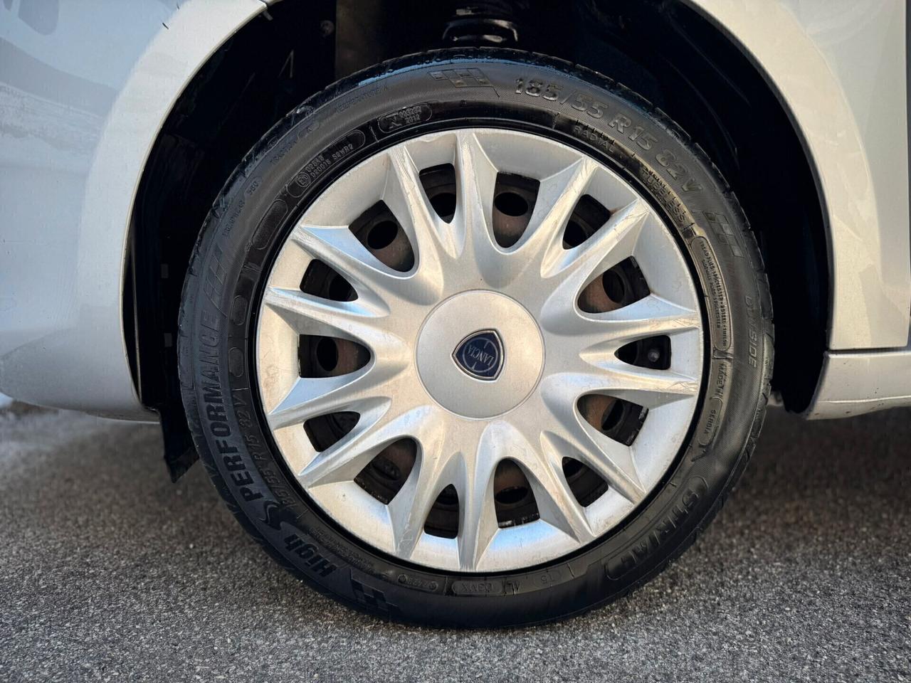 Lancia Ypsilon 1.3 MJT 16V 95 CV 5 porte S&S Gold
