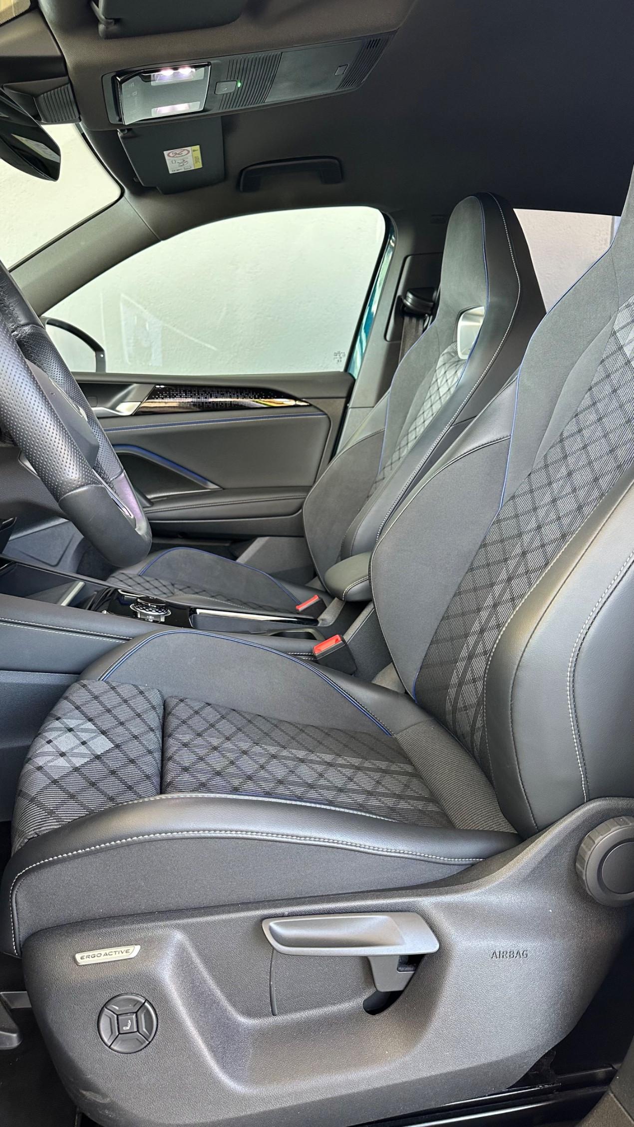 Volkswagen Tiguan 2.0 tdi R-Line Plus 150cv dsg