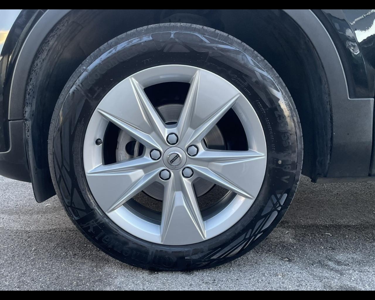 VOLVO XC40 (2017-->) - XC40 T2 automatico Essential