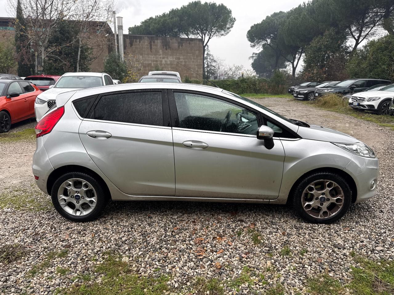 Ford Fiesta 1.4 TDCi 70CV 5 porte Titanium
