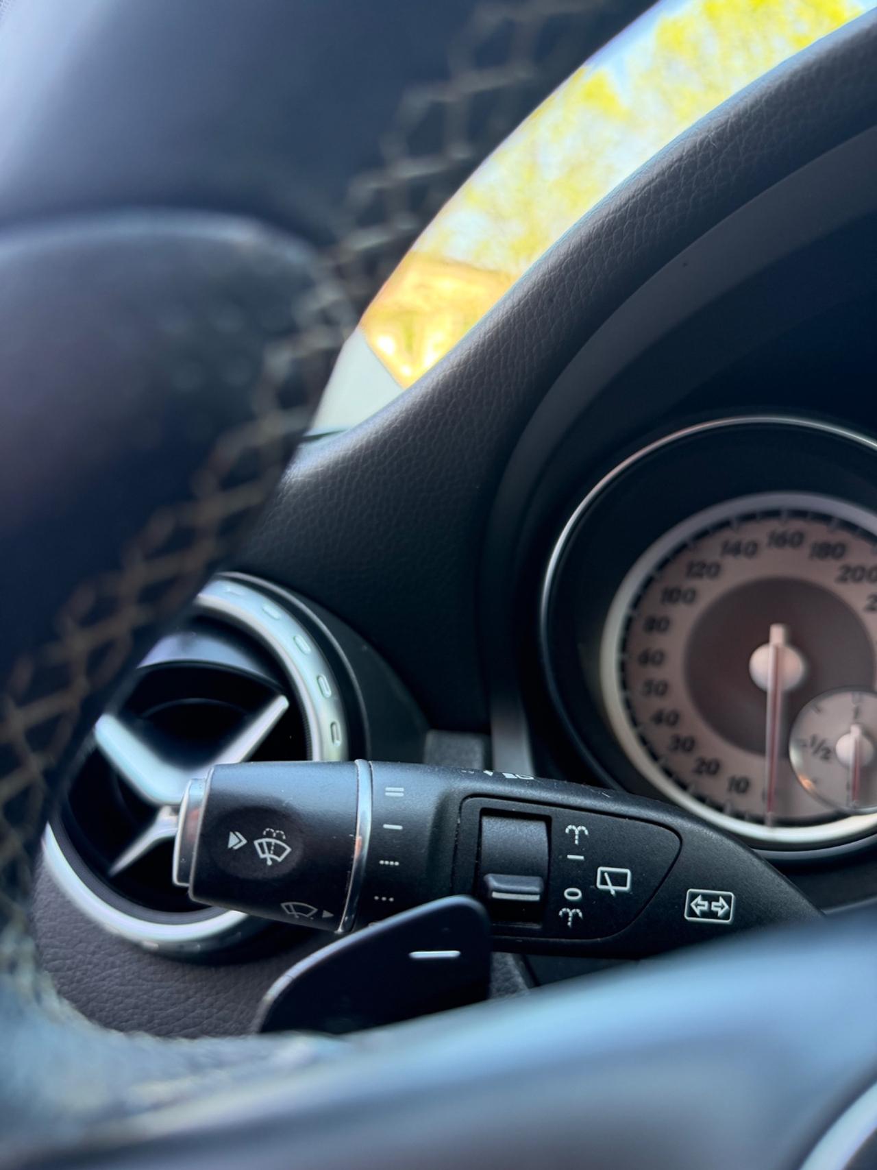 Mercedes-benz GLA 200 d Automatic Premium