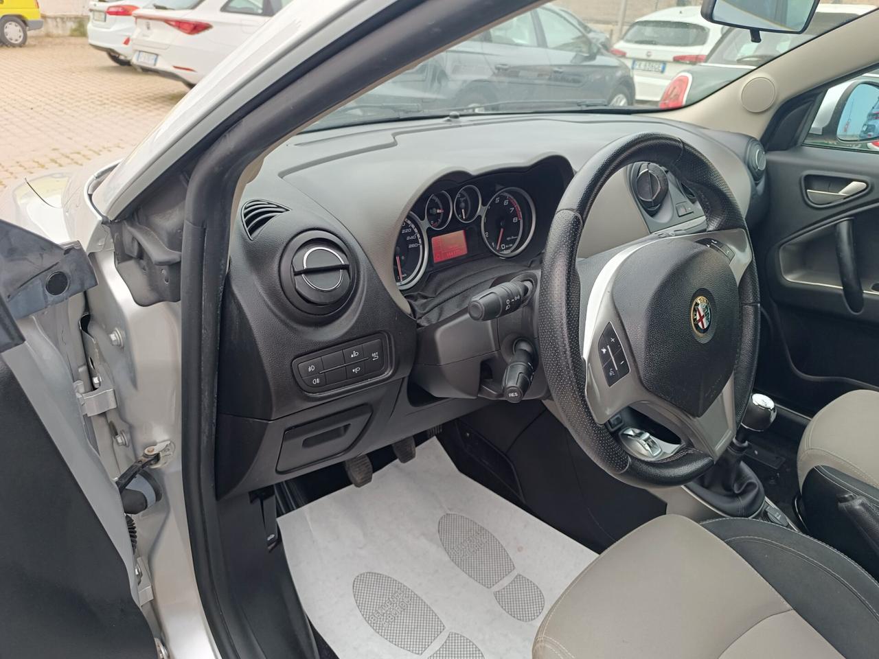 Alfa Romeo MiTo 1.4 T 120 CV GPL Distinctive