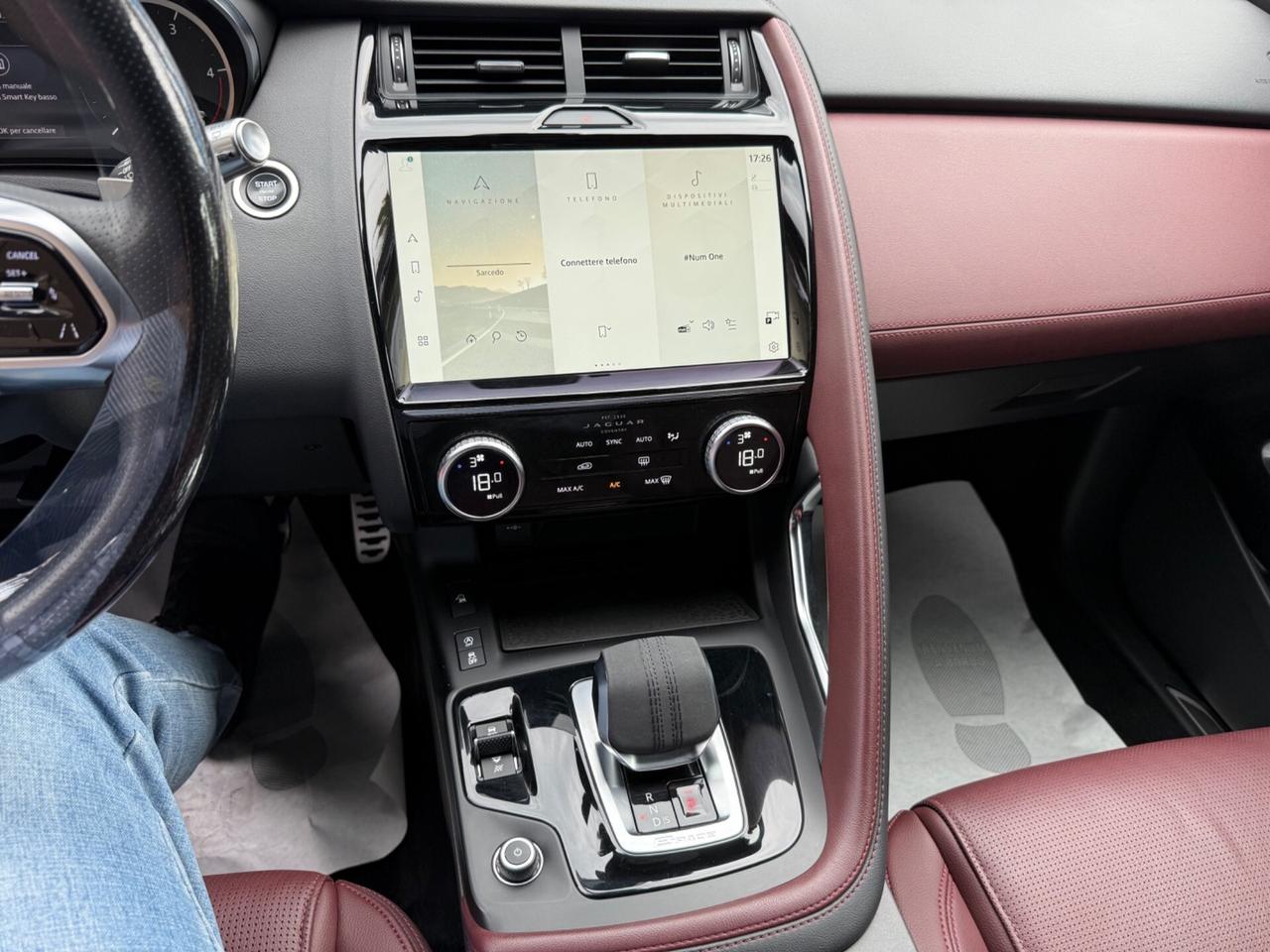 Jaguar E-Pace 2.0D I4 163 CV R-Dynamic SE