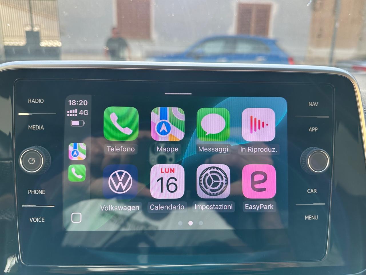 Volkswagen T-Roc 2.0 TDI SCR 150 CV DSG R-Line