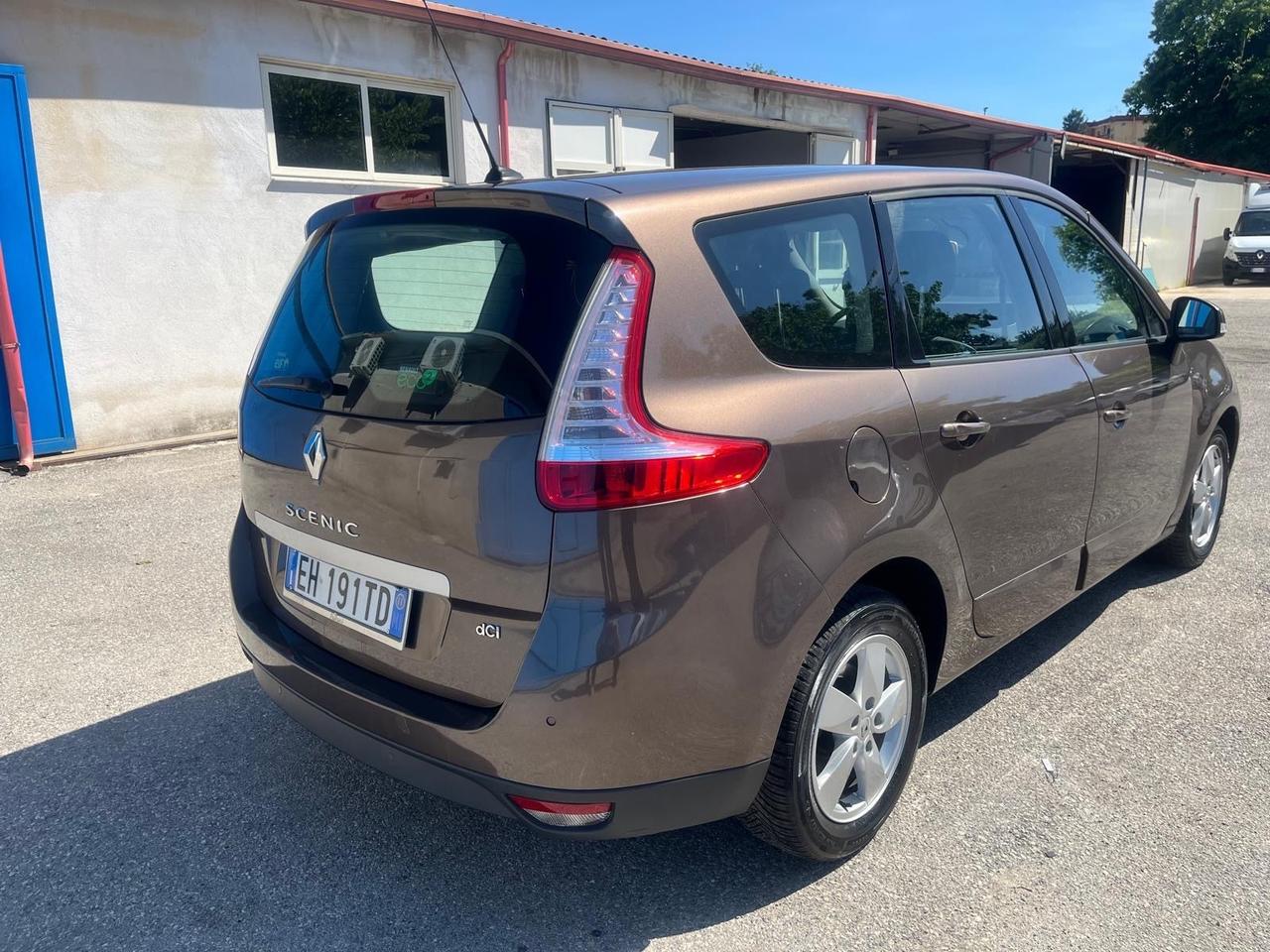 Renault scenic xmode-7 posti -1.5 dci-2011