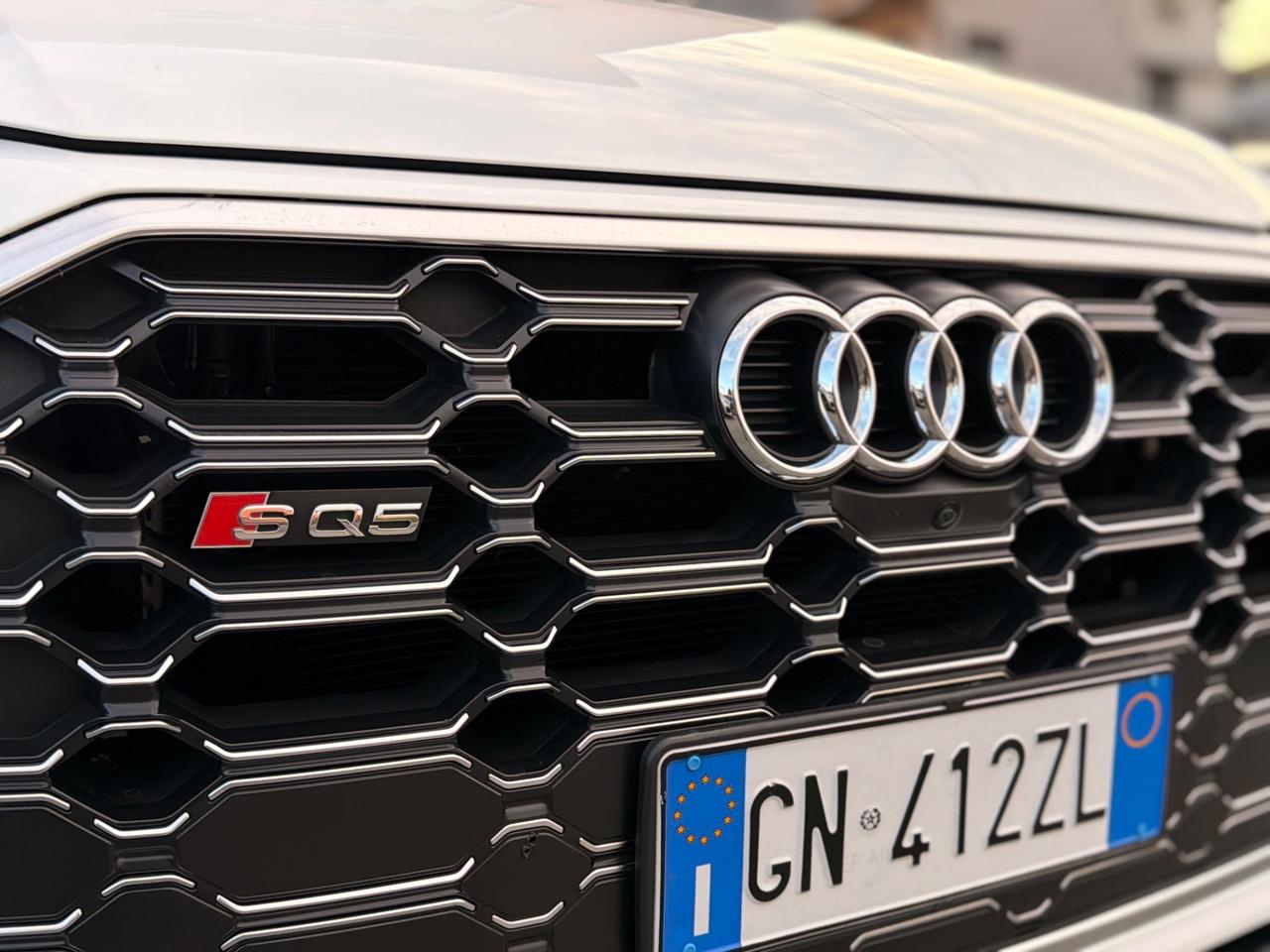 Audi SQ5 SPB TDI quattro tiptronic sport attitude