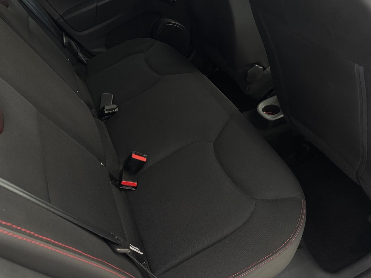 Renault Clio 1.2 75CV GPL Costume National Full Opt