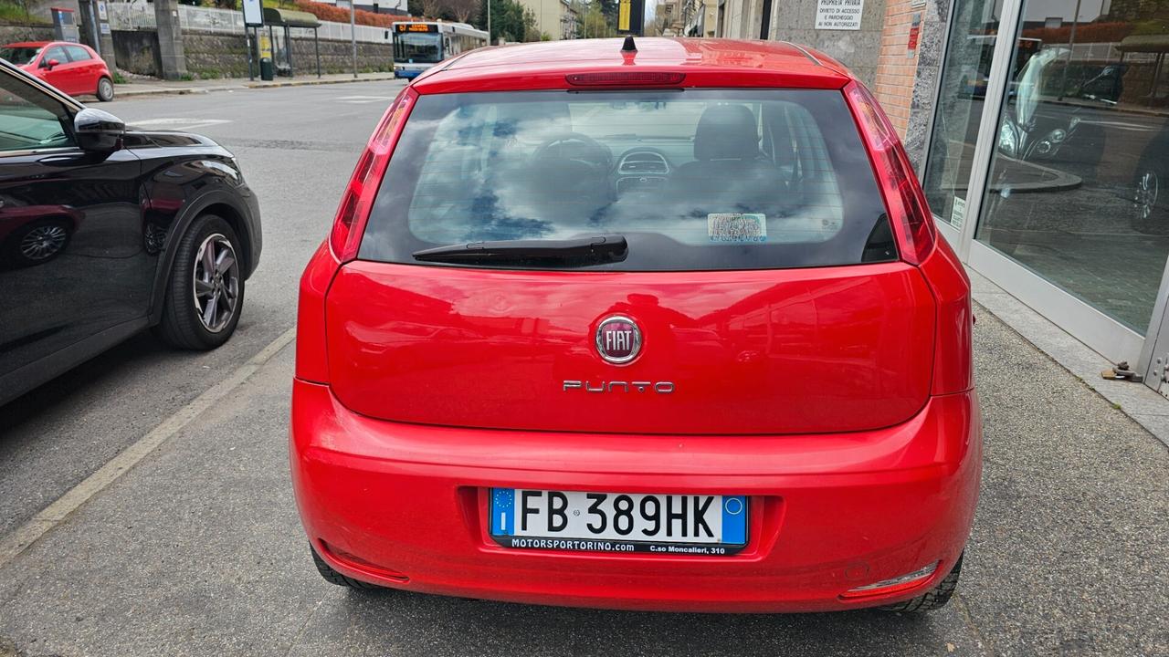 Fiat Punto 1.4 8V 5 porte Natural Power Street