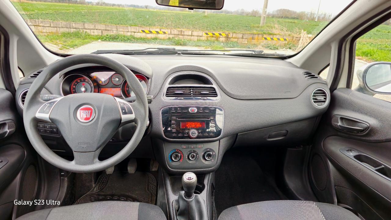 FIAT PUNTO 1.3 MULTIJET EURO 5 OK NEOPATENTATI GARANZIA 12 MESI