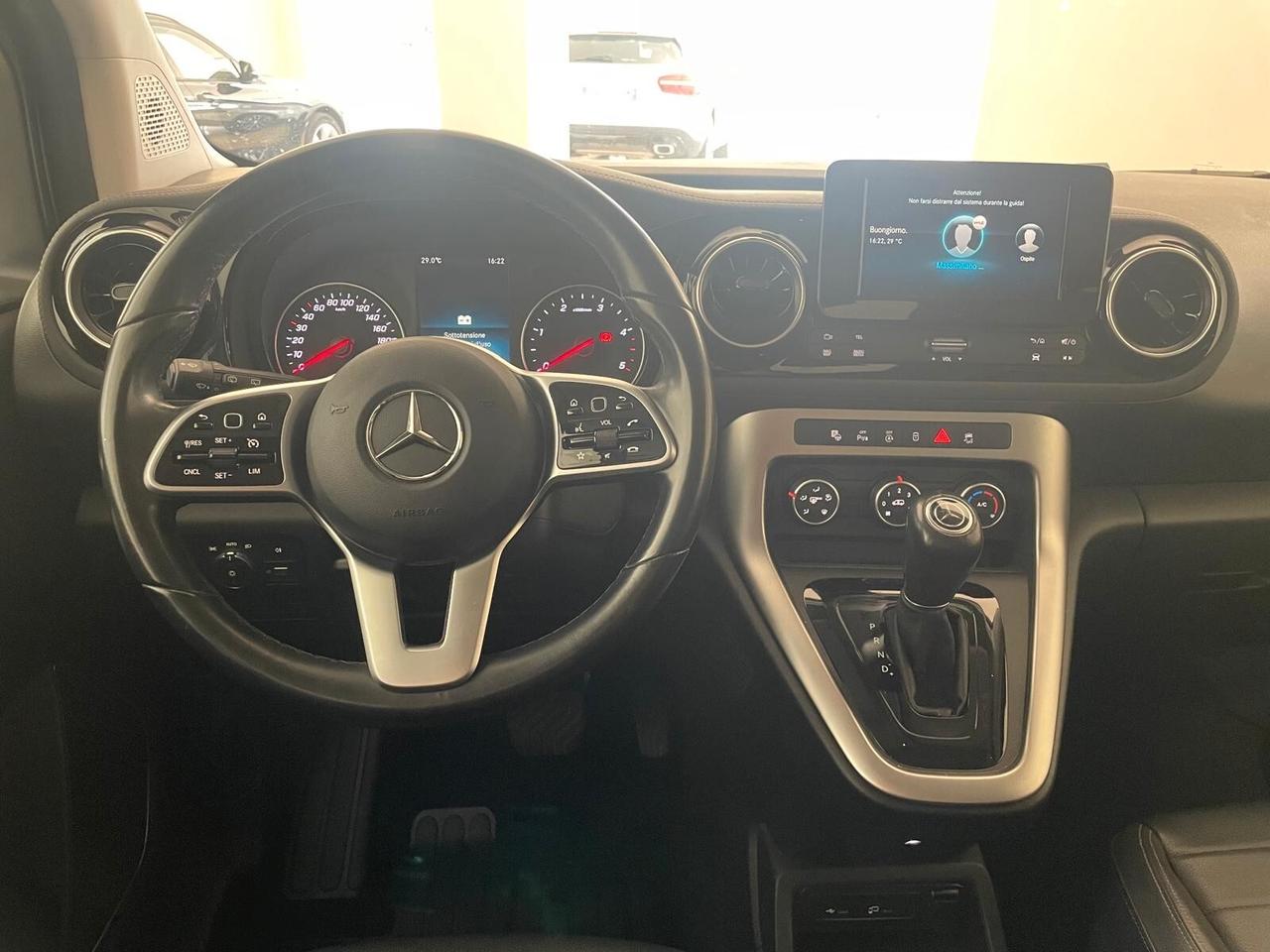 MERCEDES-BENZ CLASSE T 180 d PREMIUM AUTOMATICA – FULL OPTIONAL