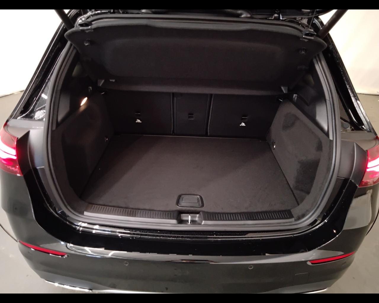 Mercedes-Benz Classe B - W247 2023 - B 180 d AMG Line Advanced Plus auto