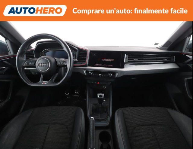 AUDI A1 citycarver 30 TFSI Identity Contrast