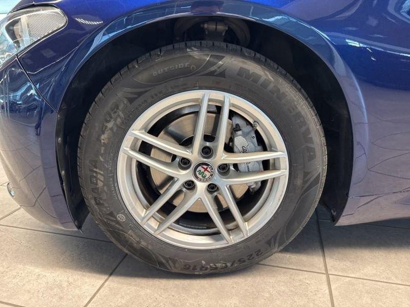 Alfa Romeo Giulia 2.2 T BUSINESS 150CV AUTO