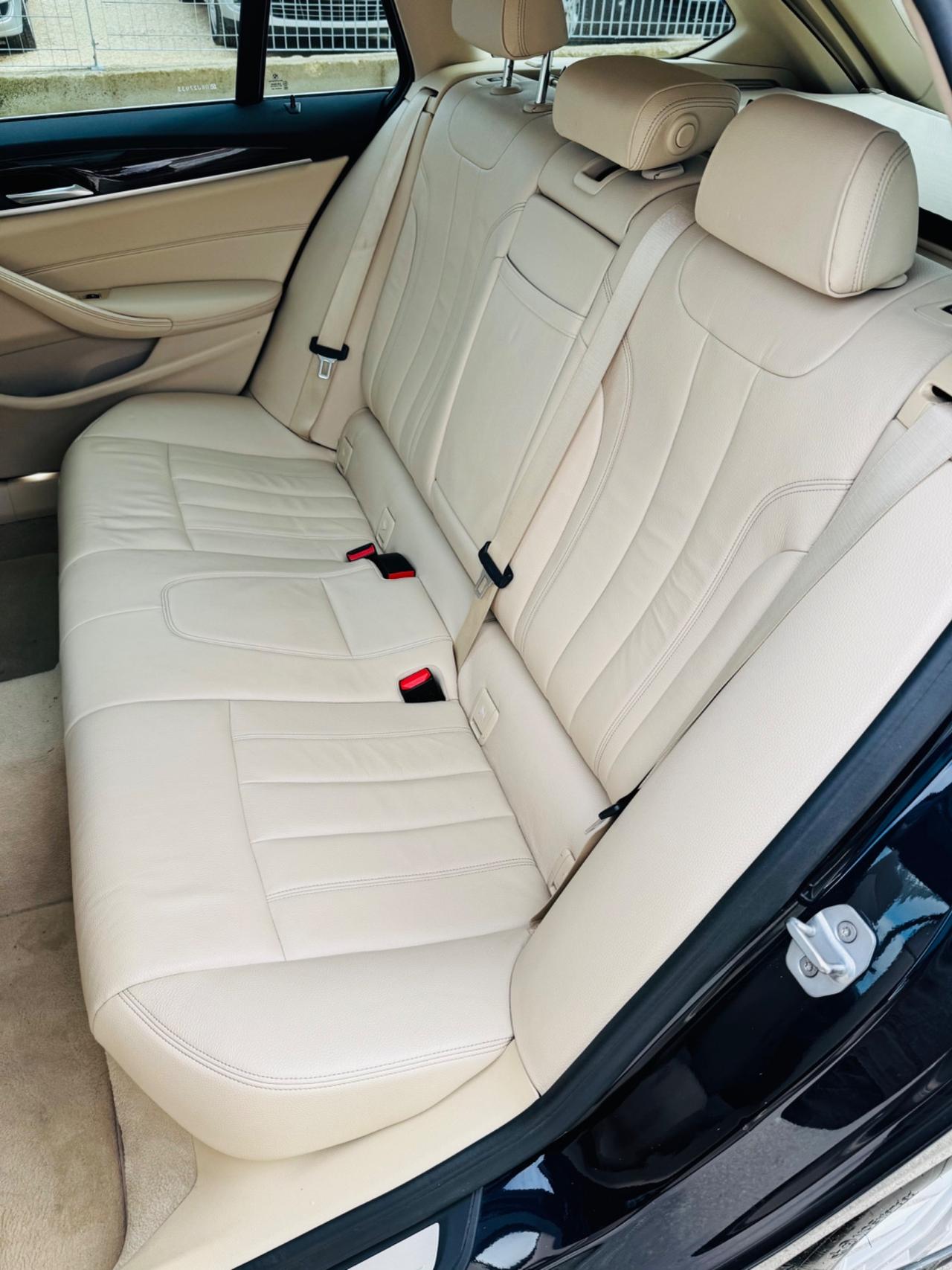 Bmw 520 520d xDrive Luxury