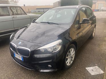 Bmw 2er Active Tourer 218d Advantage