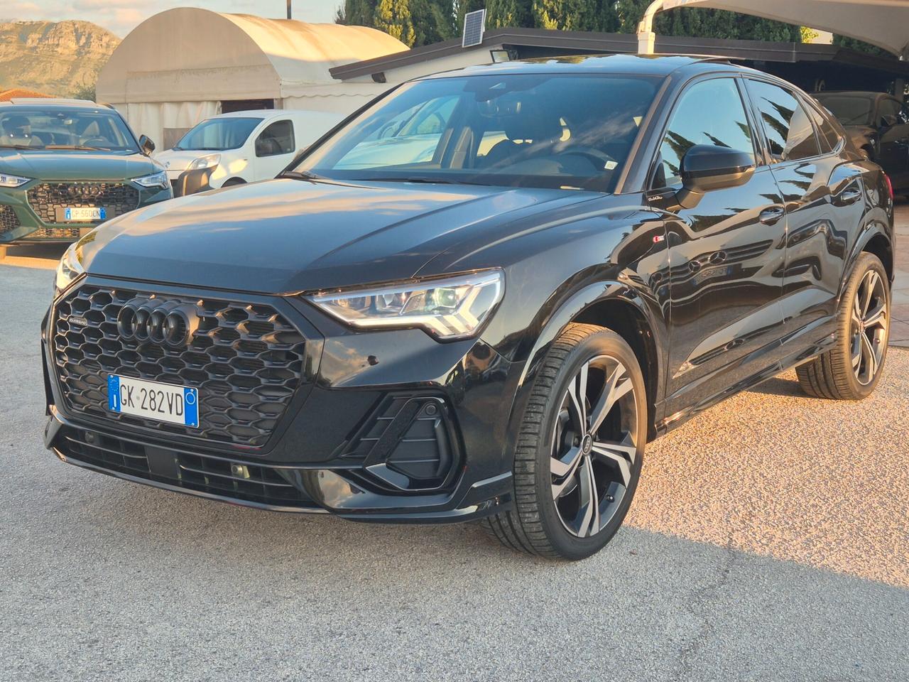 Audi Q3 40 TFSI quattro S tronic line edition