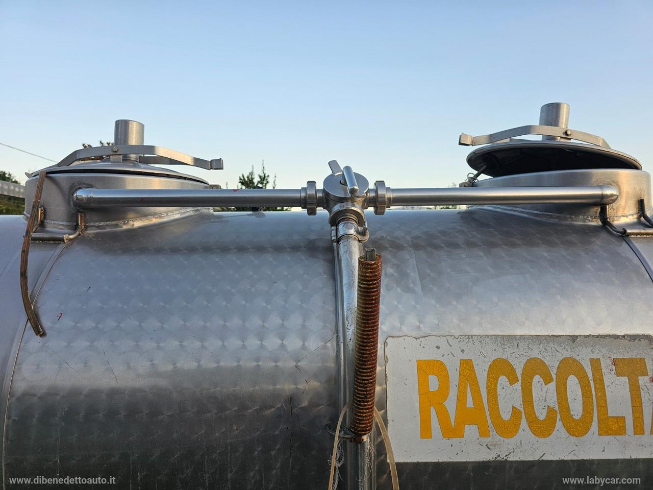PIANALE CON BOTTE