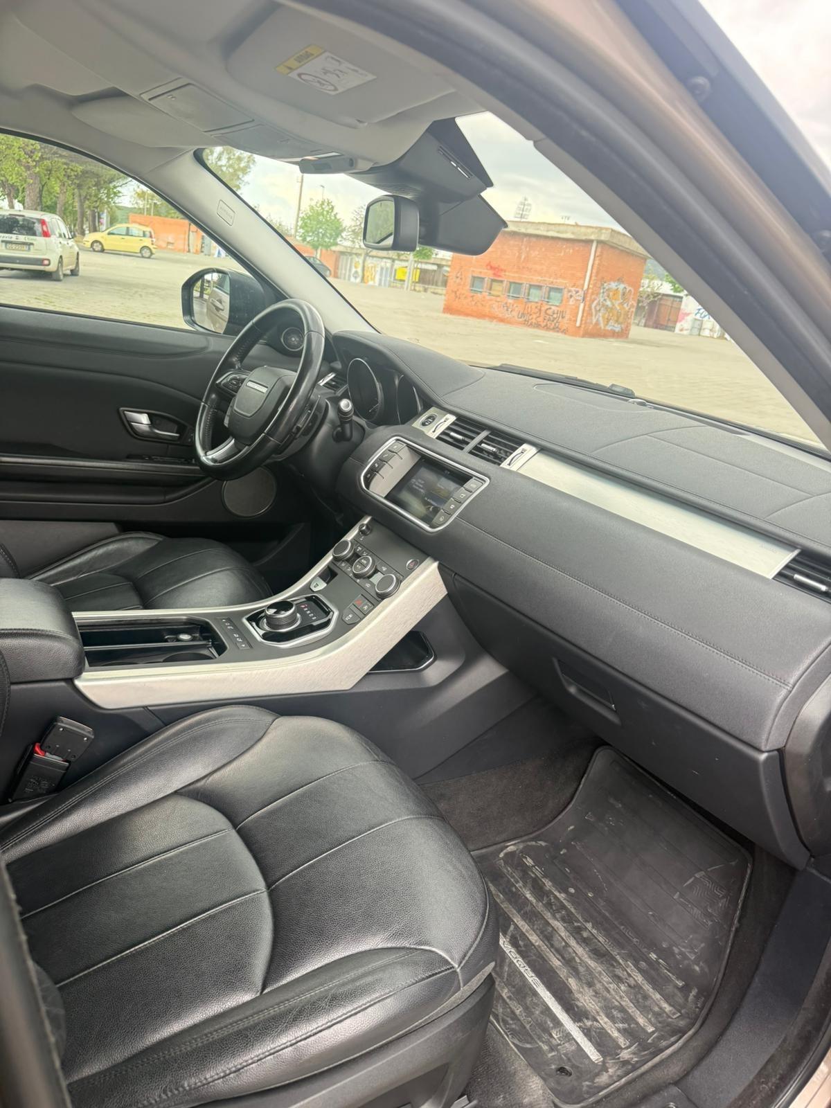 Land Rover Range Evoque 2.0 TD4 150 CV 5p. SE Dynamic