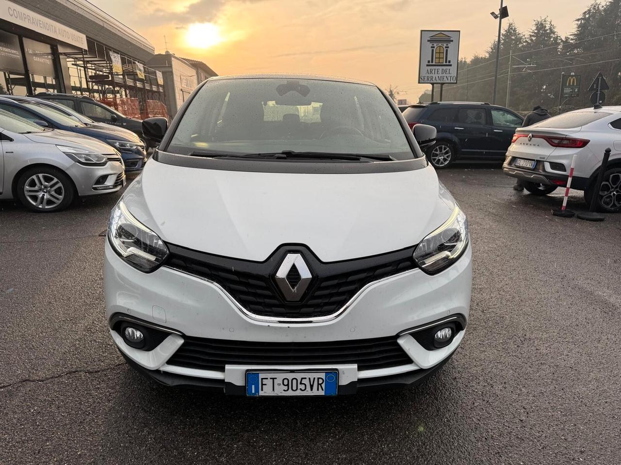 Renault Scenic Scénic dCi 8V 110 CV EDC Energy Sport Edition2