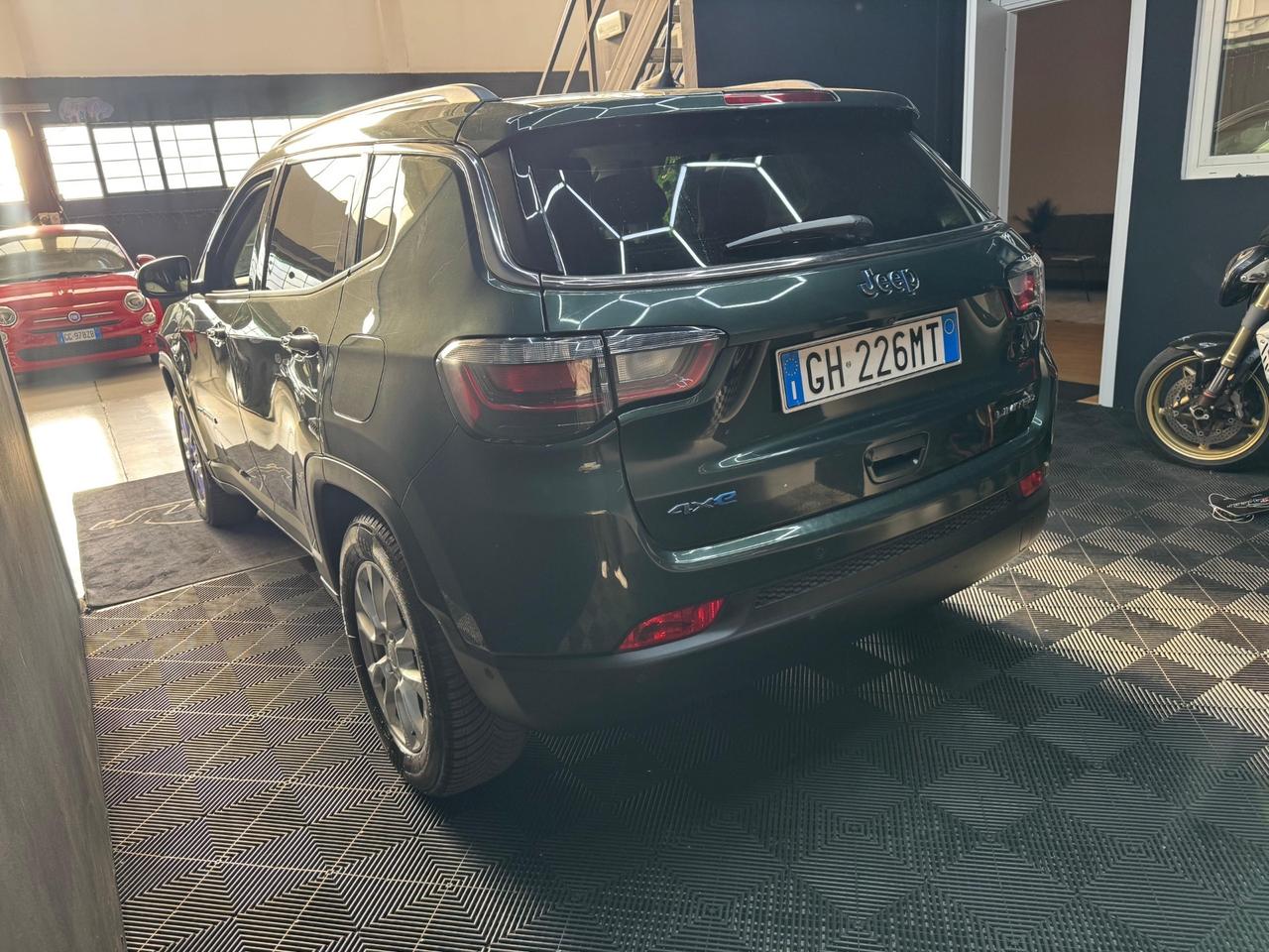 JEEP Compass 1.3 4xe Plug-in Hybrid 190 CV (2021) – Stile, Potenza e Consumi Ridotti!