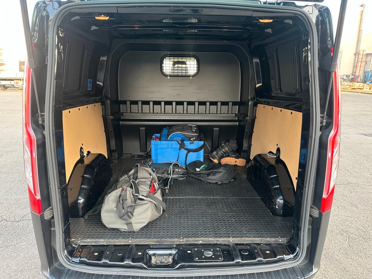 Ford Transit Custom 340 2.0 EcoBlue 170 PC Furgone Trend