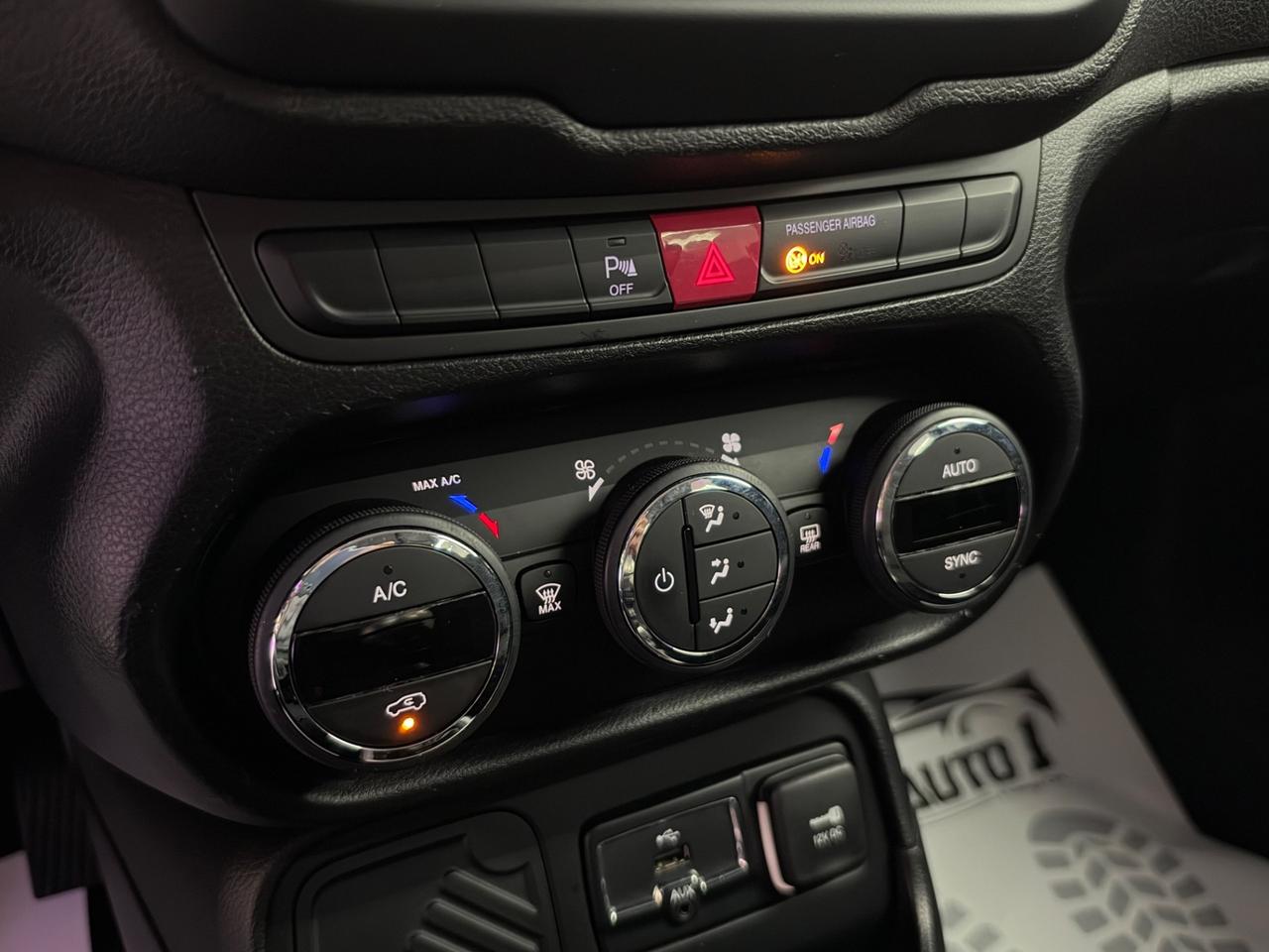 Jeep Renegade 1.4 MultiAir Full Opt