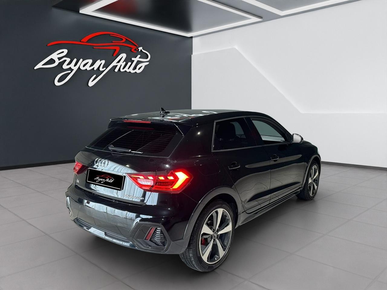 Audi A1 citycarver 1.5 35 TFSI S tronic Identity Contrast