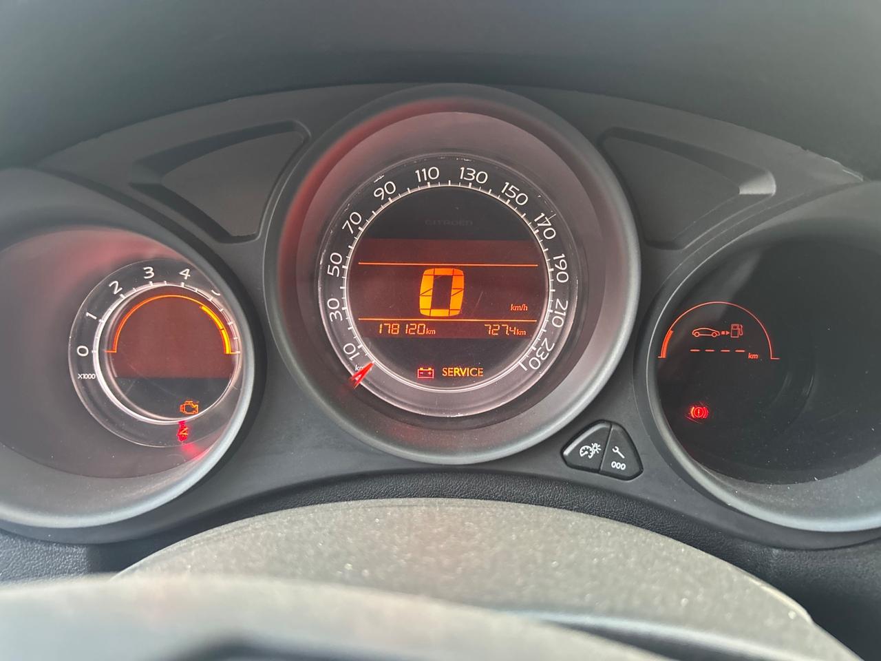 Citroen C4 1.6 e-HDi 115 Exclusive