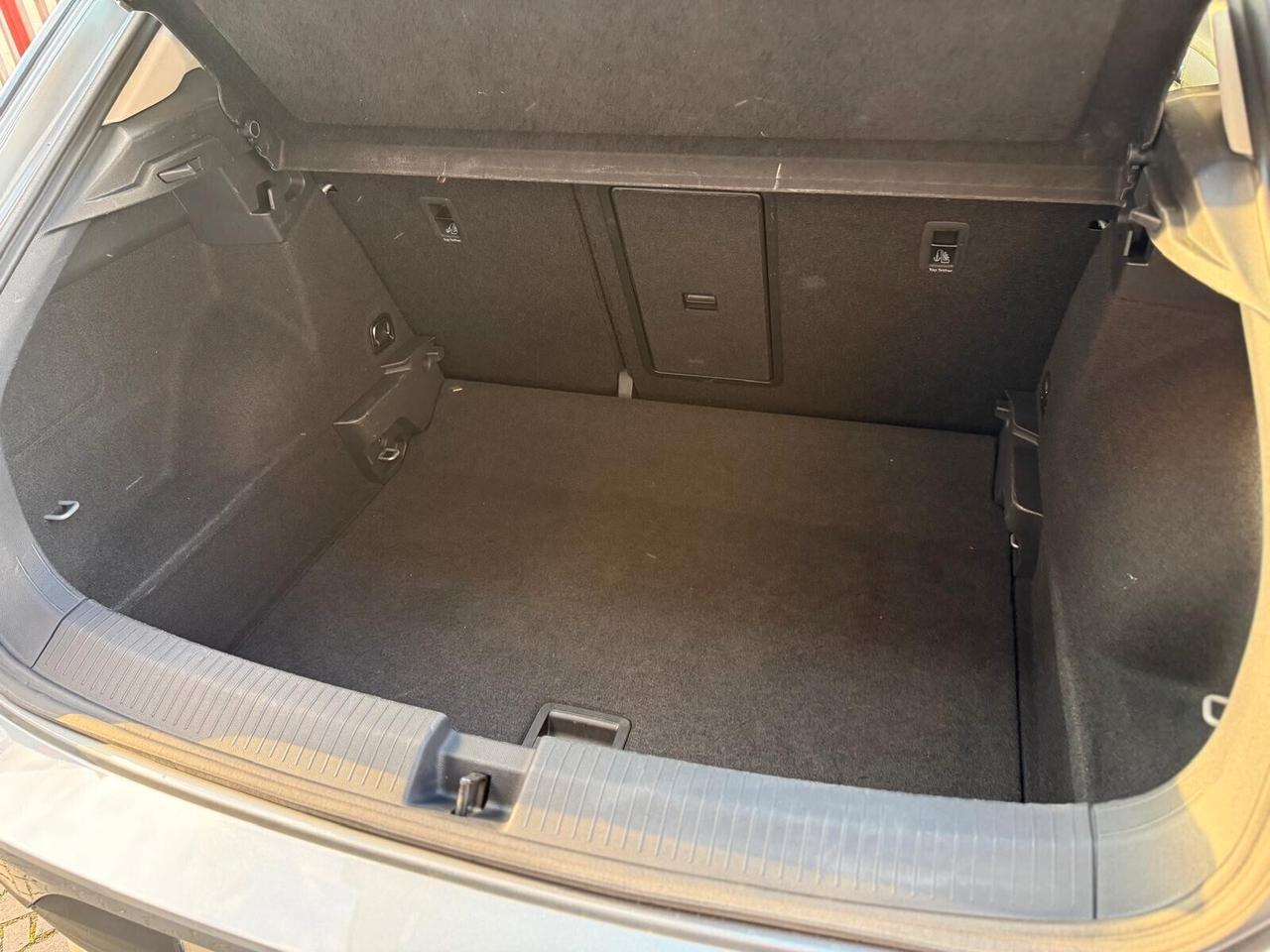 Volkswagen T-Roc 2.0 TDI 116cv 2023 UNICA