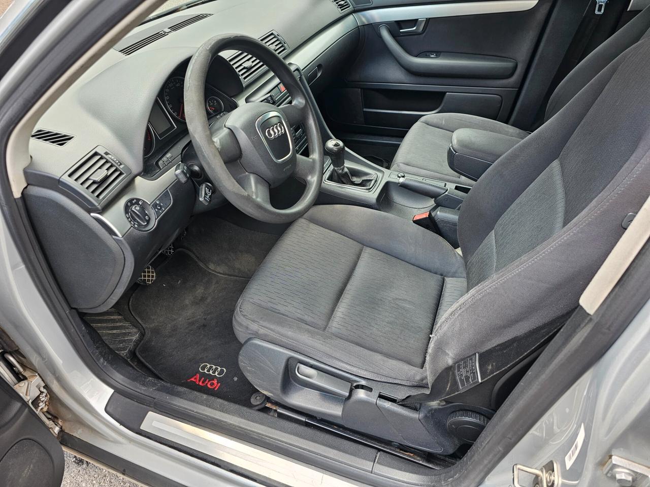 Audi A4 2.0 TDI 2006 STATION WAGON Manuale