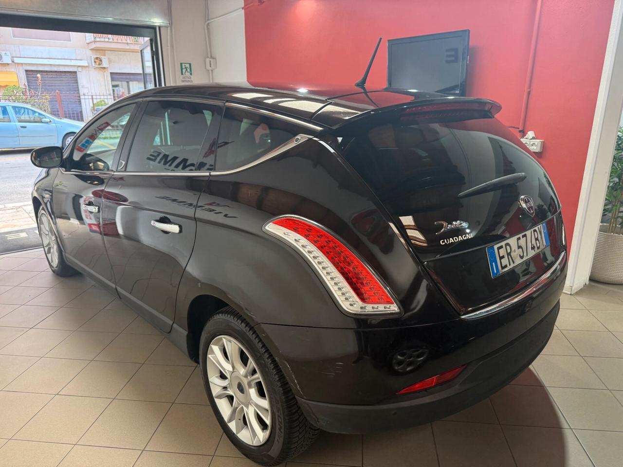 Lancia Delta 1.6 MJT DPF Gold